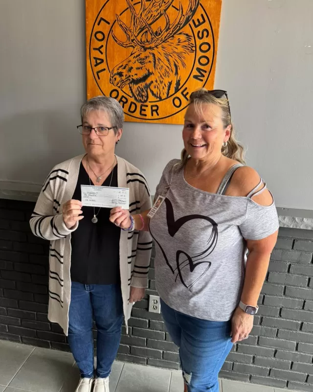 Thank You, Moose Lodge #1692 of Chatham!
We want to extend our deepest thanks to the Moose Lodge in Chatham for their incredible donation to our Free Food Pantries 🍞Your generosity comes at a time when so many families in our community are struggling with food insecurity.
This support will go a long way in helping us keep our pantries stocked and accessible to those in our community that need it most. Your kindness and gratitude will continue to truly make a difference 🥰
Thank you so much for your support🩷
