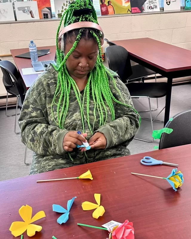 Huge shoutout to the amazing SWAC students from St. Clair College for helping us create these gorgeous paper flowers for our next Kindness Day 🥰  Your creativity, kindness, and teamwork brought so much joy to this project. A special thank you as well to our craft guru Tracy Lynn Havens for preparing and teaching this craft today ✂️ 
Thank you for helping us spread smiles—one flower at a time 🌸
#KindnessDay #ThankYouSWAC #StClairCollege #CommunityKindness #PaperFlowers
