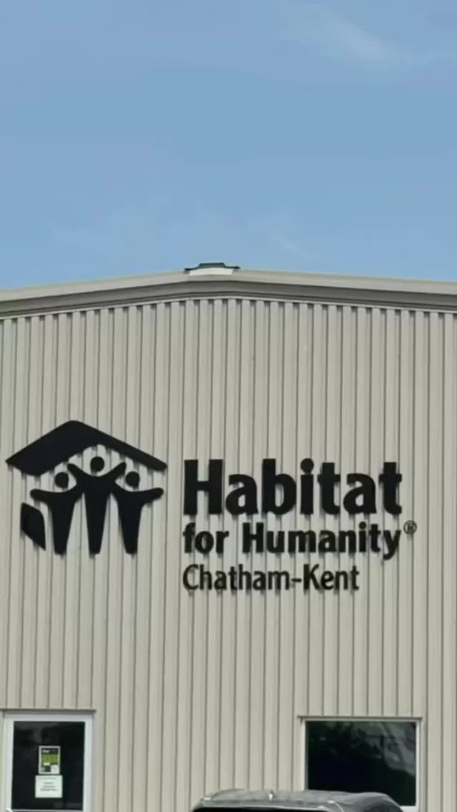Exciting New Partnership with Habitat for Humanity Chatham-Kent ✨🌱 Today, FreeHelpCK and Habitat for Humanity Chatham-Kent came together to launch a newest community garden location! 
We’re excited to support their community garden project, as well as provide our newest painted pantry right on site at their location. This partnership is all about growing hope and helping hunger—right here in our local community💚