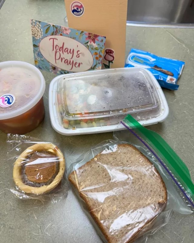 🌟 Senior Meals – Delivered with Love 🌟

Every Monday and Thursday, our FreeHelpCK team delivers free meals to seniors 65+ who are living alone and find it hard to get out.

But this is so much more than a meal. 💙
Each delivery is also a visit filled with care, compassion, and kindness — a moment to check in, share a smile, and remind our seniors that they are never forgotten.

We believe no one should feel alone or unloved, especially in their later years. Every plate served is a message of hope, dignity, and community.

🙏 Thank you to our amazing volunteers and donors who make these meals possible — you are truly changing lives, one visit at a time.

✨ Compassion in action, hope for every