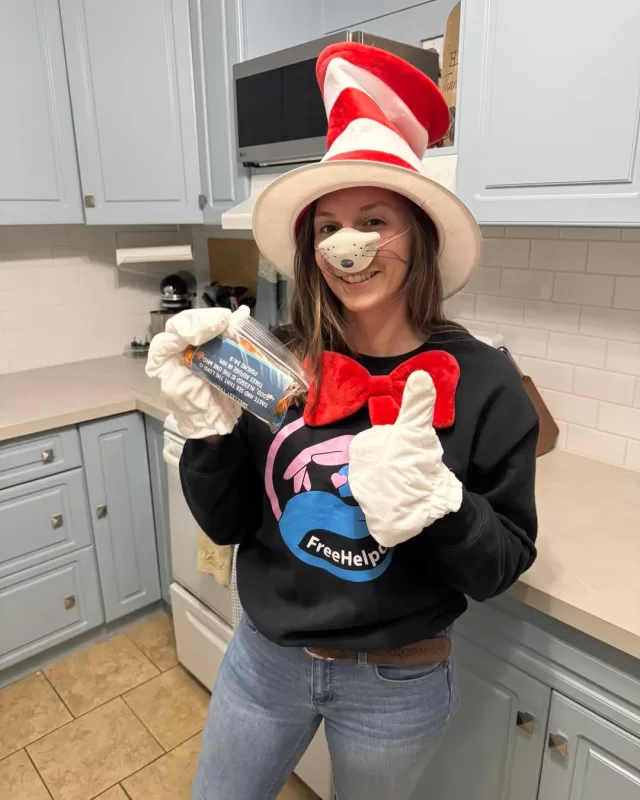 FreeHelpCK is joining Evangel Community Church in handing out candy tonight! 🍬 

Come visit Geri at 35 Oxley Dr., Chatham or Amy at 48 Wilson St. in Chatham! We can’t wait to see your stunning costumes! 🎃

Happy Halloween from our family to yours🧡