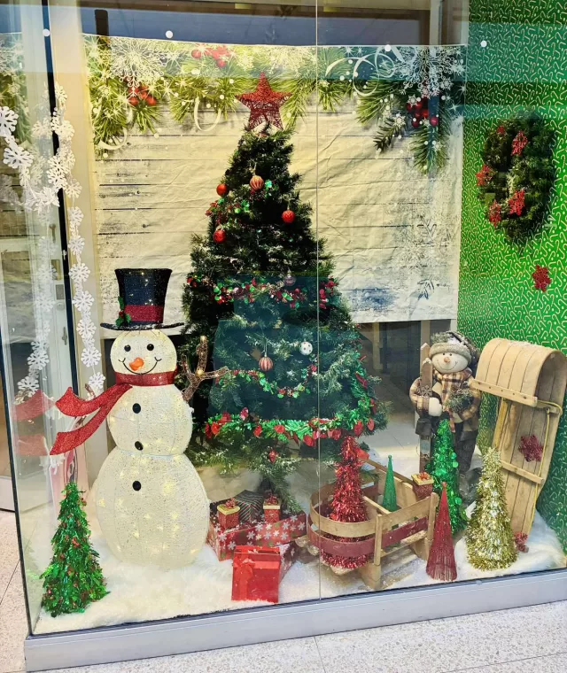 It’s beginning to look a lot like Christmas… thanks to Shelley!🎄✨

We’re so appreciative of her time and creativity. Every time she decorates the windows they always look absolutely stunning, she truly captures the heart of our programs and the spirit of the season so perfectly🙌🏻 You can truly see the love and care she puts into every detail, and the joy it brings to each person who passes by.

“Each of you should use whatever gift you have received to serve others, as faithful stewards of God’s grace.” — 1 Peter 4:10🙏🏻

We’re so thankful for you, Shelly. You continue to bless our space and our community in such a special way. We’re so grateful for all that you do 🥰💛