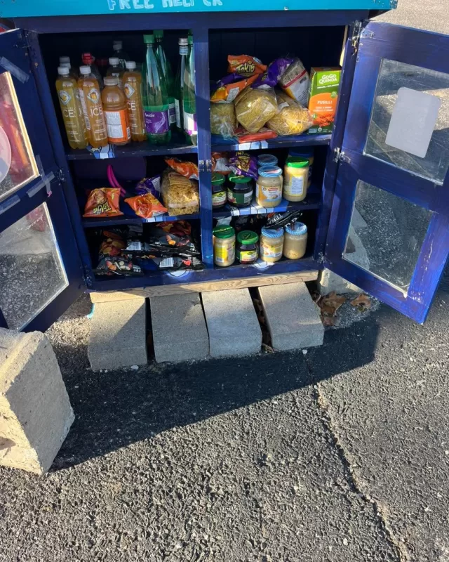 Our FreeHelpCK Food Pantries are stocked as can be 🥫💛

📍15 Orchard Height 
📍Teppermans 
📍BME Freedom Park
📍805 Grand ave W
📍Habitat For Humanity
📍St Paul’s Discover Life Church-450 Park Ave W

A huge shoutout to our amazing volunteer, Dave! After a full day of driving truck, he didn’t even take a moment to rest before heading straight to Sobeys Chatham to pick up donations and filling our Free Food Pantries so that families in need have access to food🍞

Dave is one of those volunteers who never hesitates to lend a hand in anything we do. Whether it’s rain, shine, or snow, he’s out there making sure our shelves are full and our community is cared for🌟 Thank you Dave for always going above and beyond for our team an community💛