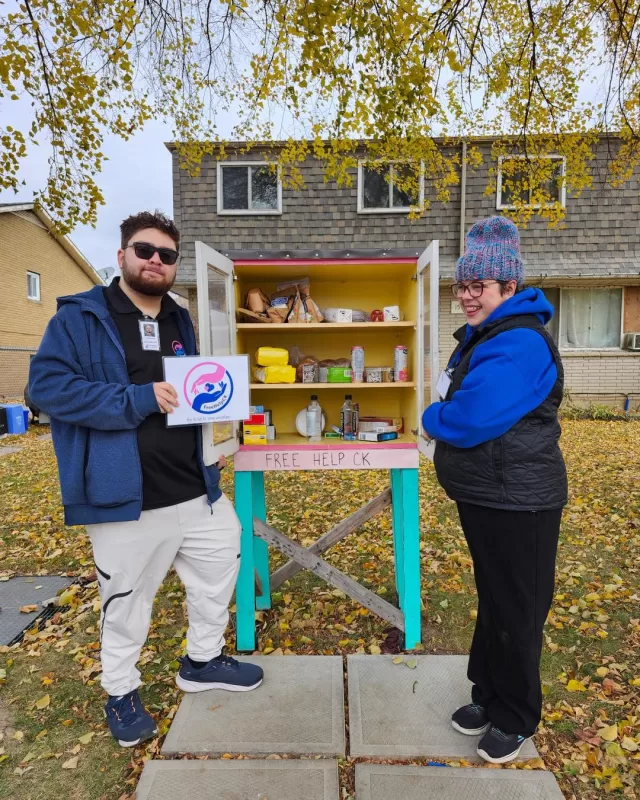 We’ve got a couple of volunteer pantry superstars! 🤩 Huge thanks to Nicole and Darrian for filling our FreeHelpCK Free Food Pantries. Both our team and the community truly appreciate the time and effort you put into this important task 💛

📍15 Orchard Height 
📍BME Freedom Park
📍805 Grand ave W