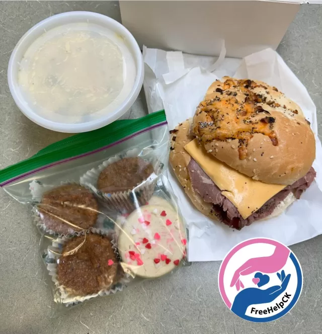 Senior Meal Monday✨

Our team is often asked why we give so much food at a time, and the answer is simple. We want to ensure each of our seniors are well taken care of from one visit to the next💗

Today’s Menu Included;
🥪 Roast beef sandwiches
🍲 Homemade soup
🍪 Fresh muffins, and a few sweet Valentine’s Day cookies to brighten their day

If you’d like to help nourish a senior in our community, you can sponsor a meal for just $25.00
• Visit: www.freehelpck.ca/donate/
• E-transfer: freehelpck@gmail.com **for tax receipts, please put your address in the memo**