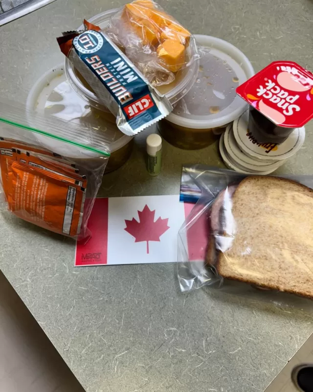 Bon Appétit to our seniors! 🍽️💛

Today’s deliveries included two soups, homemade applesauce, sandwiches, snacks, cheese squares, lip balm, and Canadian flag decoration 🇨🇦 donated by Impact Graphics & Signs

It’s such a blessing to brighten their week 🥰

“Let all that you do be done in love.” — 1 Corinthians 16:14