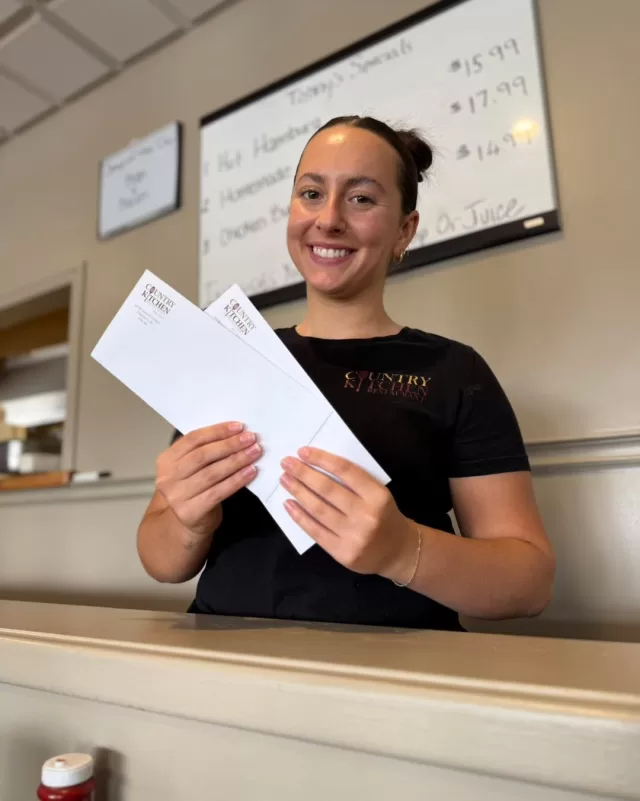 Shoutout to Country Kitchen Restaurant for generously donating 2 gift certificates to our Car & Vendor Show Silent Auction in support of FreeHelpCK’s Operation Backpack program! 🎒❤️

Your generosity is helping us work towards providing local students with the backpacks and school supplies they need for the upcoming school year 📚✏️

We’re still looking for additional silent auction items! If you or your business would be interested in donating, please comment below or send us a message 😊