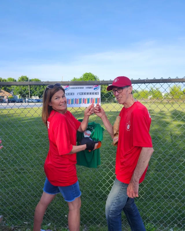 Kindness Days are some of our favourite days because they remind us just how powerful a simple act of kindness can be❤️

Yesterday, our FreeHelpCK Community Champions stopped by the adult Challenger Baseball team to hand out freezies and help everyone stay cool in the heat. Sometimes it’s the smallest gestures, a smile, a conversation, or a frozen treat😋that can brighten someone’s day and make them feel valued.

Thank you to the players, coaches, and families for welcoming us. We loved spending time with you and sharing a little kindness along the way☀️⚾🍧

#FreeHelpCK #KindnessDays #CommunityHelpingCommunity #ChathamKent #SpreadKindness