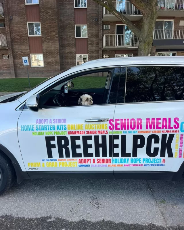 🐶🍞 We know what you’re thinking… “A dog delivering bread?!” 😂

Don’t worry… Mojo had a little help from Dave! 😄

Together, they filled the FreeHelpCK Free Food Pantry at 805 Grand Ave. W., Chatham with fresh bread generously donated by Maple City Bakery. 🥖