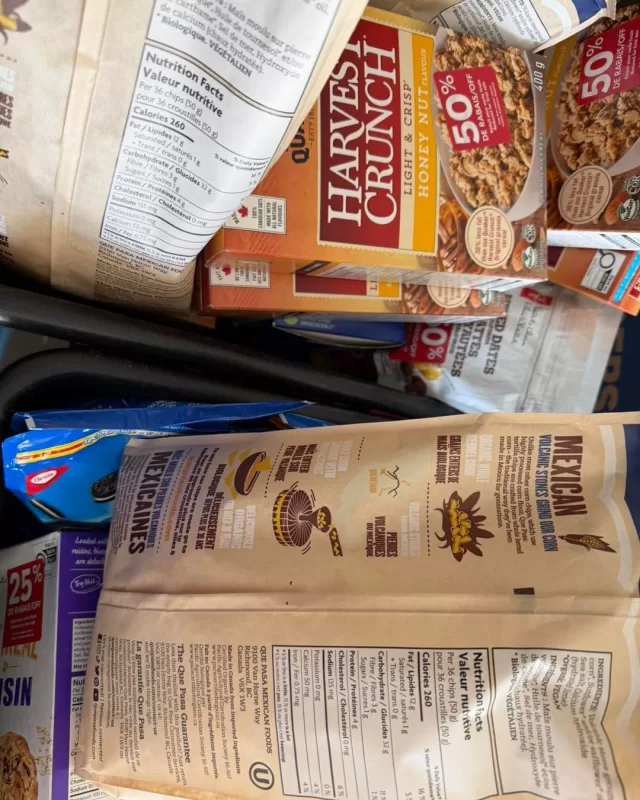 A huge thank you to Shoppers Drug Mart in Wallaceburg for their generous donation of non-perishable food items to support FreeHelpCK’s Free Food Pantry Program!🥫❤️

Because of community partners like you, we are able to continue ensuring that food remains accessible to individuals and families throughout Chatham-Kent. We are incredibly grateful for your kindness and support✨

#FreeHelpCK #CommunityHelpingCommunity #ChathamKent #FoodPantry #ThankYou