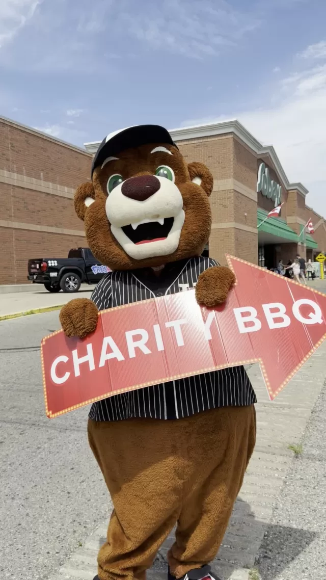 ⚾🎒 Lefty from the Chatham-Kent Barnstormers is here helping us ensure local students receive brand-new backpacks filled with school supplies through Operation Backpack!

Stop by and visit us today at Sobeys Chatham from 11:00 AM to 2:00 PM for our BBQ fundraiser. Every donation helps provide local children with the supplies they need for a successful school year.

Thank you for helping us make a difference in our community together, we are ensuring every child starts the school year prepared and confident💚📚

#OperationBackpack #FreeHelpCK #CommunityHelpingCommunity #ChathamBarnstormers #SobeysChatham