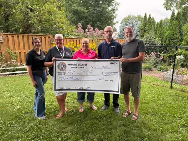 Thursday, Geri and Amy had the pleasure of joining the Kiwanis Club of Ridgetown for a presentation given by one of our board members, Kim👏🏻👏🏻

We want to start by extending a very heartfelt THANK YOU to the Ridgetown Kiwanis Club for their incredibly generous $3,000 donation to FreeHelpCK!

We are truly grateful for their generosity and their continued commitment to making a difference right here in our community✨ This support will help us continue providing assistance through our programs to individuals, families and seniors throughout Chatham-Kent.

🙏🏻 We also want to take this opportunity to recognize Kim and everything she does for FreeHelpCK.

For those who may not know her, Kim is a huge help with our Ridgetown Free Food Pantry and our communication within the Ridgetown area. She also assists with our Adopt A Senior program and is always one of the first to lend a hand when we need extra help at an event.

So much of what happens at FreeHelpCK is possible because of people who simply see a need and are willing to help. We are incredibly grateful to have Kim on our team and to have wonderful community organizations like the Ridgetown Kiwanis Club standing alongside us.

Thank you to everyone at the Ridgetown Kiwanis Club for welcoming us, for your generosity and for believing in the work FreeHelpCK is doing. Your support truly means so much to us🥰