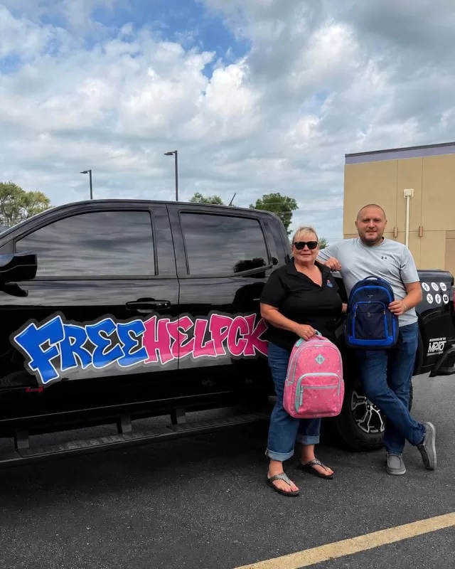 There are some donations that truly leave us speechless❤️🎒

We want to extend our sincerest thank you to R.S.D Maintenance & General Contracting Inc for the incredibly generous donation of 100 brand-new backpacks to FreeHelpCK’s Operation Backpack program.

Behind each one of these backpacks is a child in our community 🚌 A child who will get to pick out a backpack, fill it with school supplies and walk into their first day of school feeling excited and prepared.

Dustin, thank you for believing in what we do and for showing such incredible kindness to children and families throughout Chatham-Kent 🙏🏻 100 backpacks will make a difference for 100 local kids, and that is something we are truly grateful for.

From all of us at FreeHelpCK, thank you R.S.D Maintenance & General Inc. for helping us give 100 more children a great start to their school year🎒✏️📚

#FreeHelpCK #OperationBackpack #RSDContracting #ChathamKent