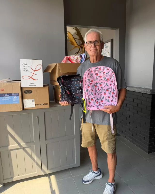 Thank you to the Moose Lodge #1692 for their generous donation of backpacks and school supplies to FreeHelpCK’s Operation Backpack program!🎒

Your generosity helps us provide local students with the supplies they need to walk into a new school year feeling prepared, confident and ready for a fresh start✏️📚

We are so grateful for your continued support of local children and families in our community. Thank you for helping us make a difference! ❤️