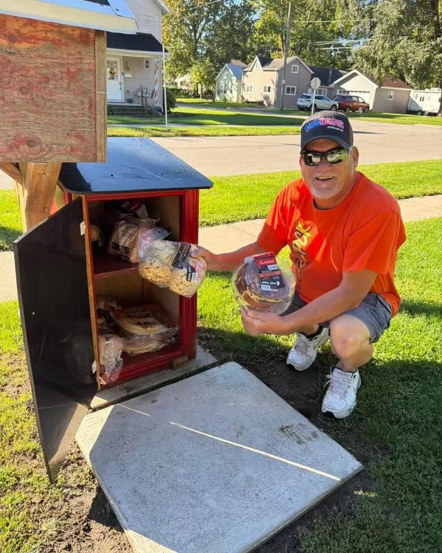 It’s a beautiful day to add a little love to the BME Freedom Park FreeHelpCK Free Food Pantry! ☀️💛

P.S. 👀 Shoutout to Dave for showing off our new FreeHelpCK hats! 🧢 Looking good, Dave!

👇 Want one of your own? They’re $25 each! Drop a comment below if you’re interested!