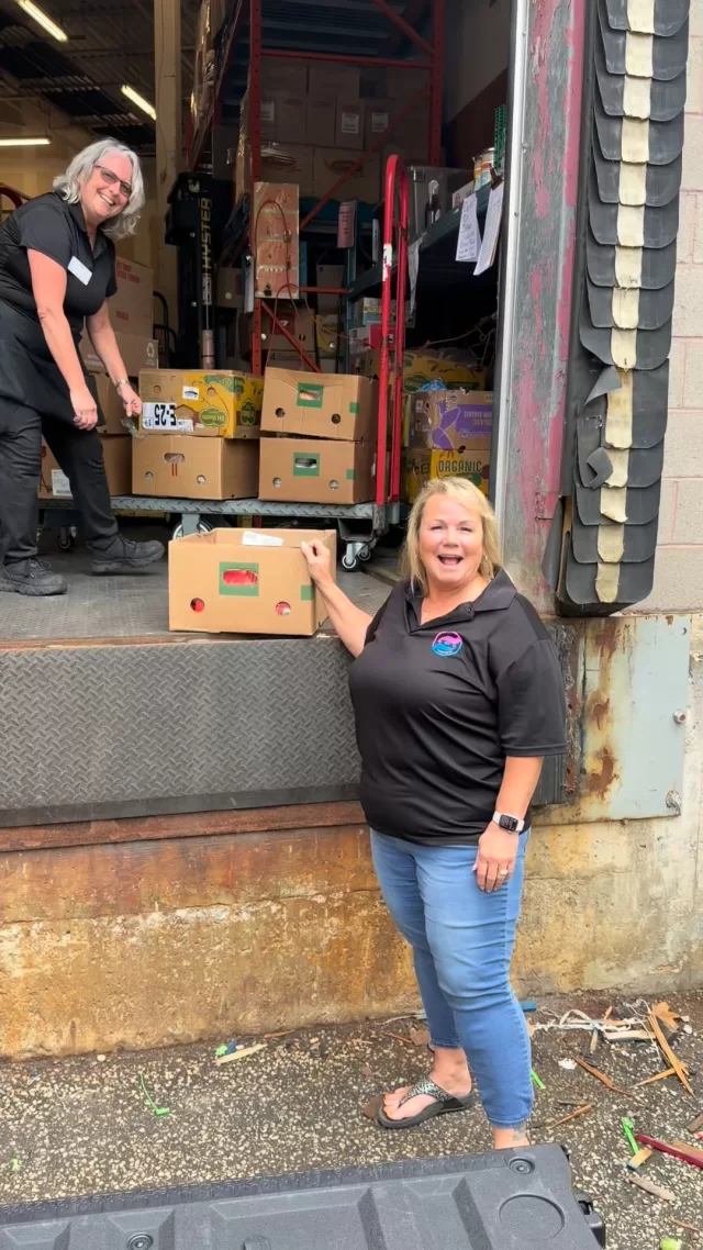 Our FreeHelpCK Free Food Pantries were filled today thanks to the incredible generosity of Sobeys! 💚

We’re so thankful to have their continued support in helping us keep our pantries stocked and food available for those who need it. Every donation truly makes a difference, and we’re incredibly grateful to have Sobeys supporting our work🥫🍞

Thank you, Sobeys! 🙌

#FreeHelpCK #FreeFoodPantries #ThankYouSobeys #ChathamKent