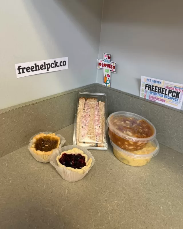 Today’s Senior Hope Meals are heading out to local seniors across Chatham-Kent! 🫶🥣

For many of the seniors we serve, these meals mean so much more than food. They’re a reminder that they haven’t been forgotten and that someone is thinking of them.

A heartfelt thank you to our incredible volunteers who help make these deliveries possible every Monday and Thursday! ✨

#FreeHelpCK #SeniorHopeMeals #ChathamKent #SupportingOurSeniors