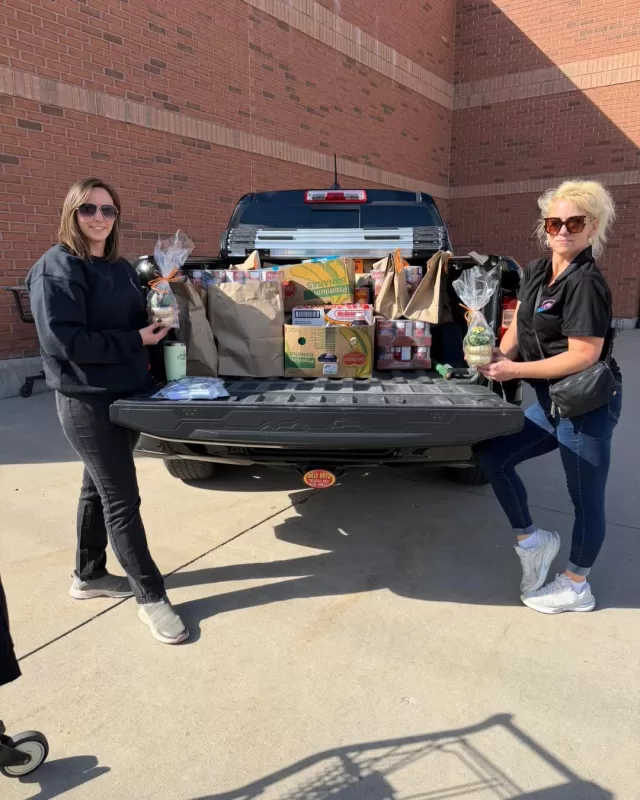 A sincere thank you to everyone who supported today’s FreeHelpCK Food Drive! 🙏🏻💚

First, a huge thank you to Sobeys Chatham (Greg and Pam) for opening their doors and welcoming our volunteers to collect donations in support of our Free Food Pantries 🥫🍞. We are so grateful for your continued generosity and partnership!

Thank you to Greg Hetherington from 99.1 CKXS - Chatham-Kent's Greatest Hits for joining us today and helping spread the word about our food drive.

To everyone who stopped by, whether you made a monetary donation, purchased a pre-assembled donation bag from Sobeys, or simply offered a few kind words of encouragement, thank you! Every contribution helps us continue putting food on the shelves of our Free Food Pantries throughout Chatham-Kent.

And last, but certainly not least, a special thank you to our wonderful volunteers Geri, Amy, and Cathleen for generously giving their time to make today’s food drive possible.

We are incredibly thankful to live in a community filled with people who continue to show up and support their neighbours. Your kindness truly makes a difference!✨

#FreeHelpCK #FoodDrive #ChathamKent #FoodRescue #FreeFoodPantry
